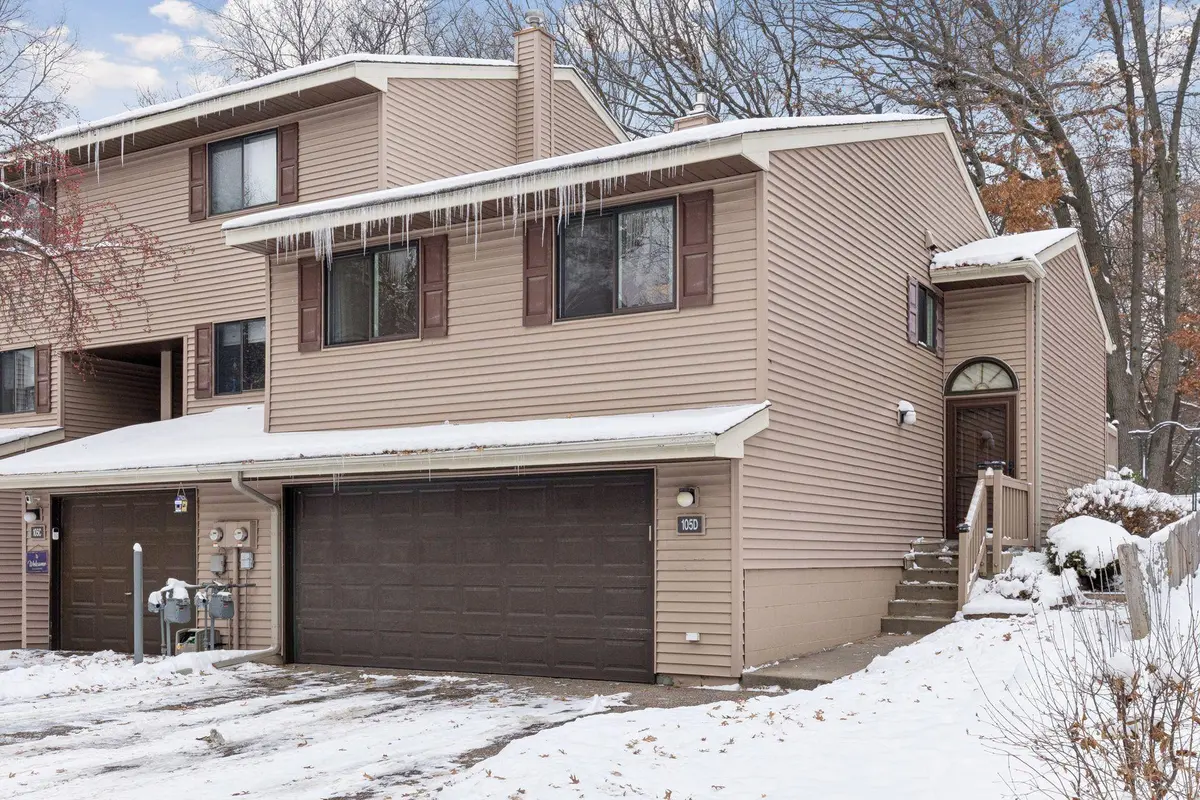 105 South DR #D, Circle Pines, MN 55014