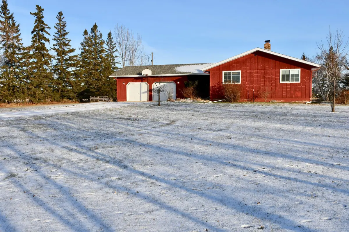 17976 120th AVE NE, Thief River Falls, MN 56701