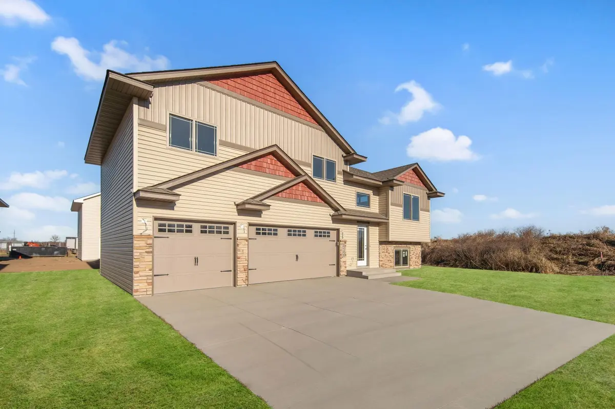 2125 Eagle ST, Rush City, MN 55069