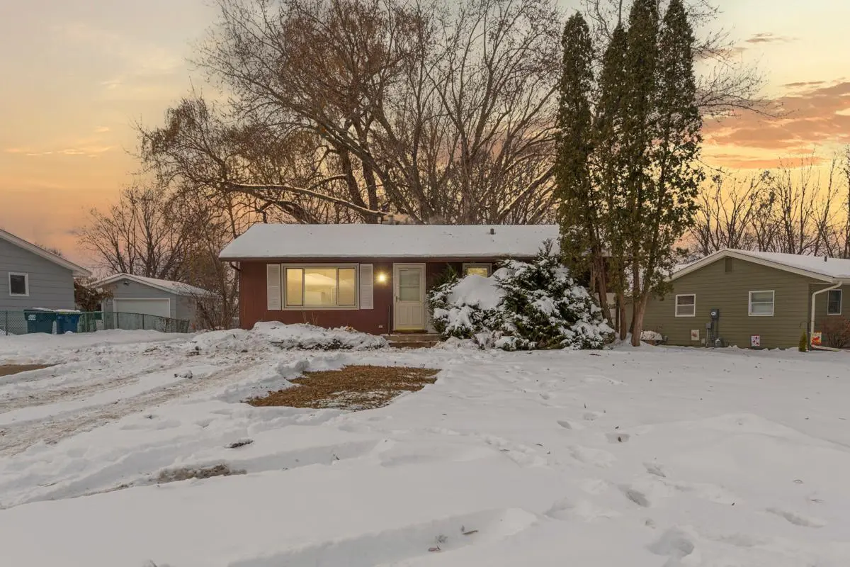 1110 Linden ST S, Northfield, MN 55057