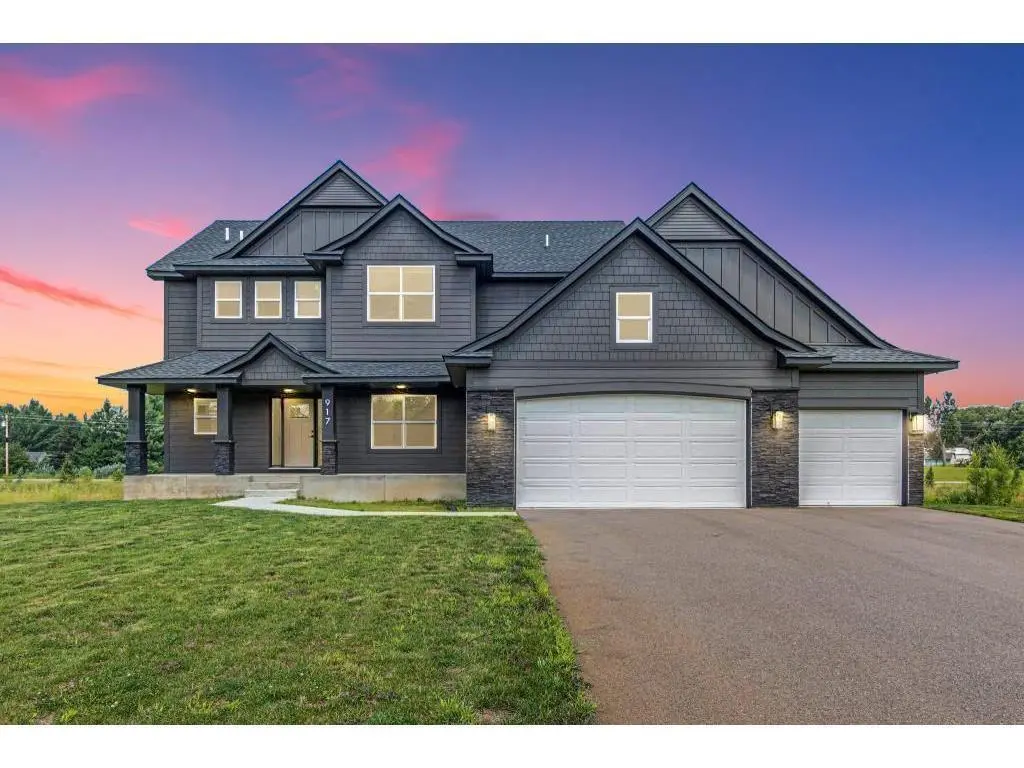 917 174th AVE NE, Ham Lake, MN 55304