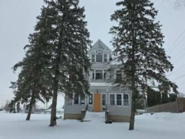 501 Forest ST, Kenyon, MN 55946