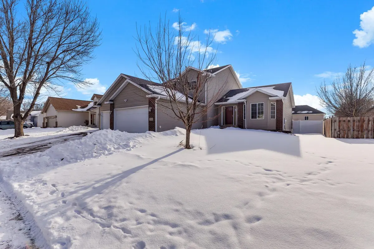 2918 Crescent Ridge TRL, Saint Cloud, MN 56301