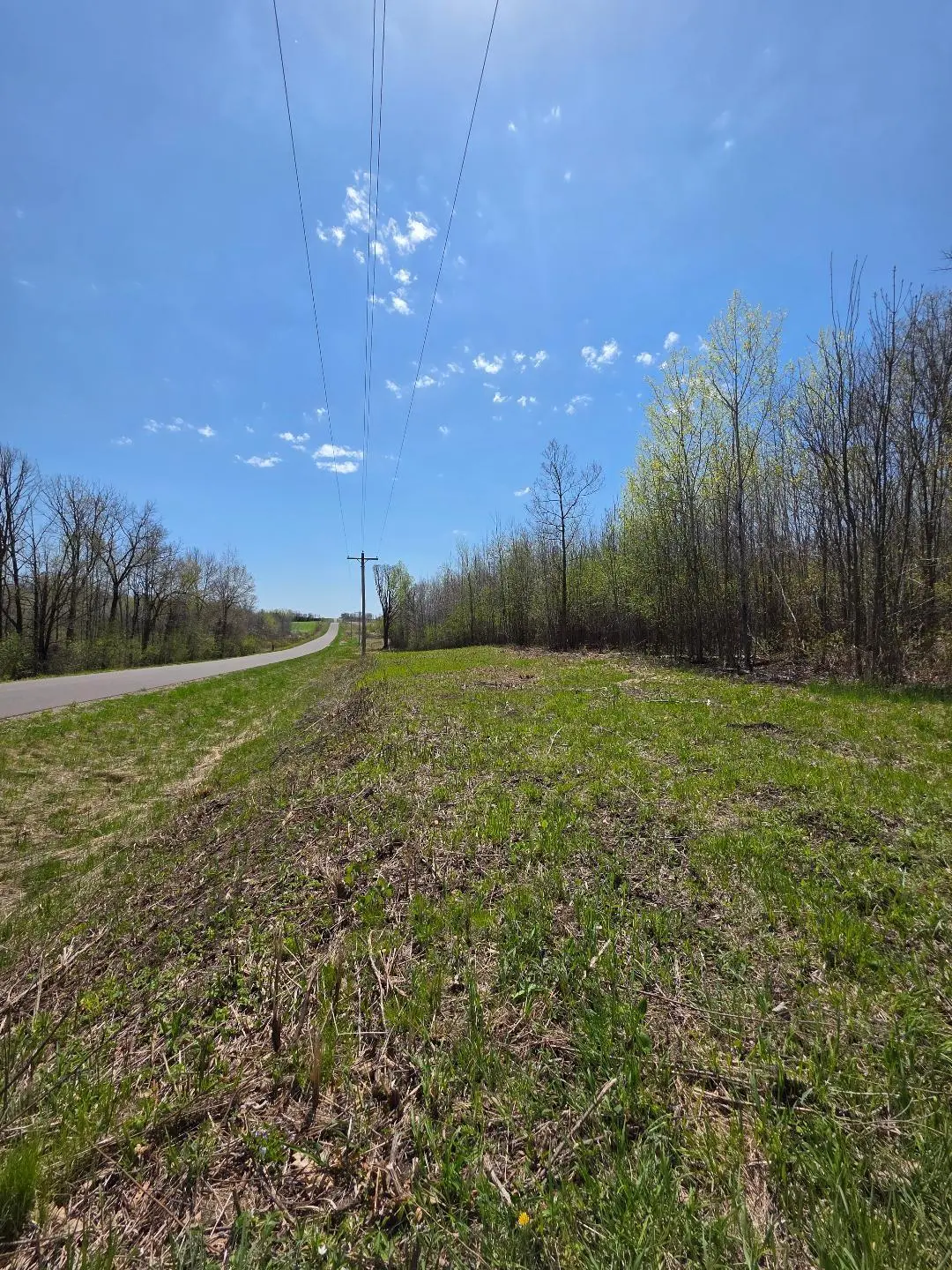 00 4th, Clayton, WI 54004