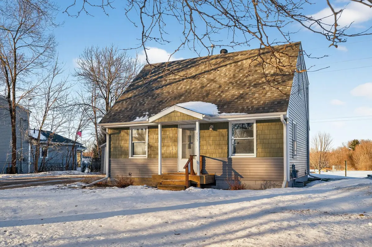 653 109th AVE NW, Coon Rapids, MN 55448