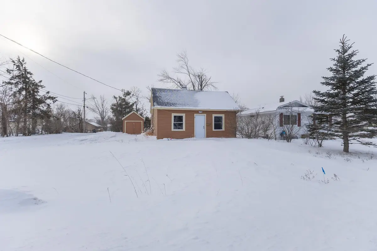712 11th ST NW, Bemidji, MN 56601