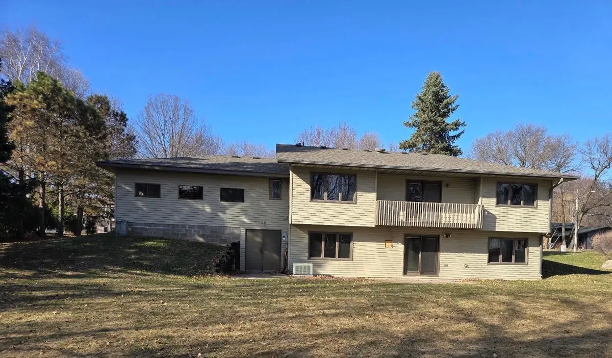 718 2 1/2 ST N, Sartell, MN 56377