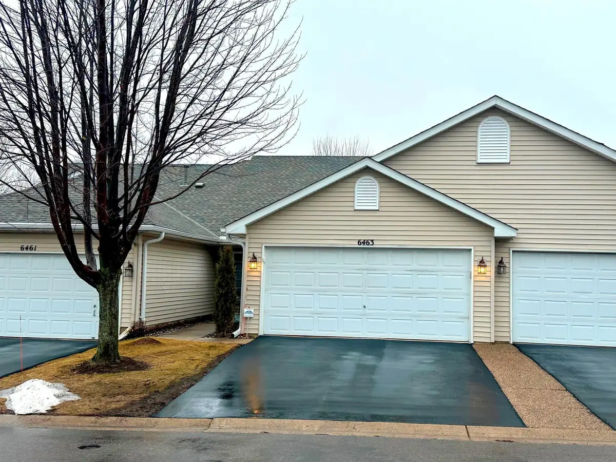 6463 Brook LN, Savage, MN 55378
