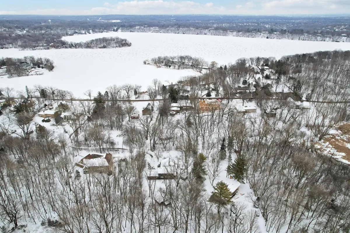 5880 Christmas Lake RD, Excelsior, MN 55331