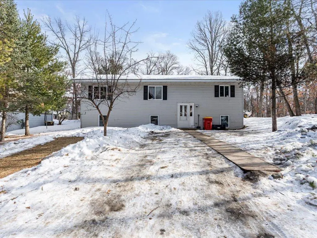 30400 N Spruce DR, Breezy Point, MN 56472