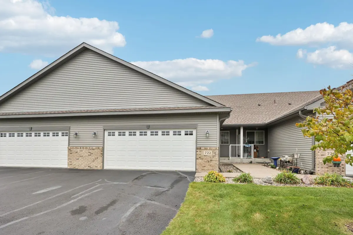 722 Independence DR, Big Lake, MN 55309