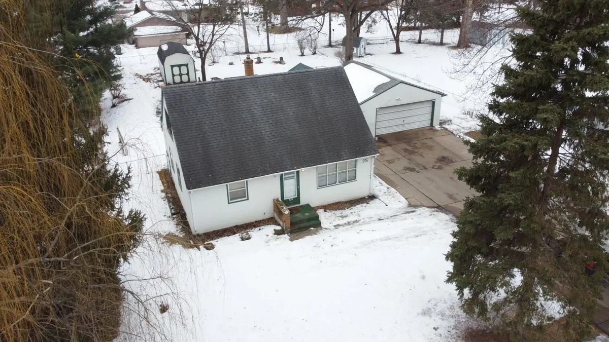 276 Bridge ST, Shoreview, MN 55126