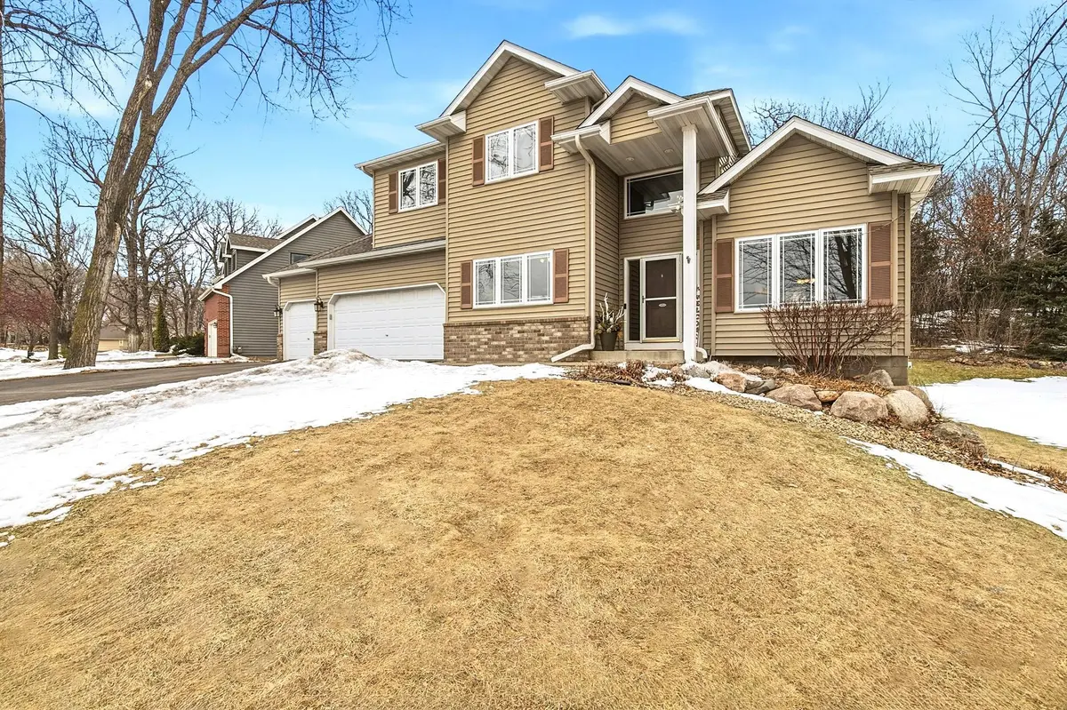 13546 Flint LN, Apple Valley, MN 55124