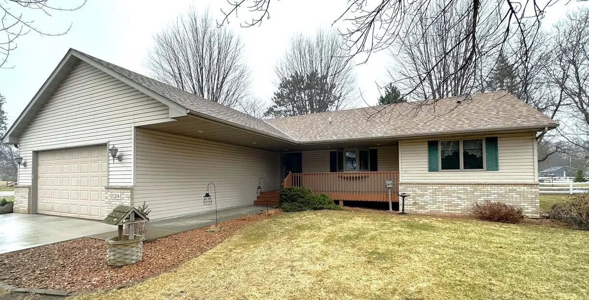 214 11th AVE N, Princeton, MN 55371