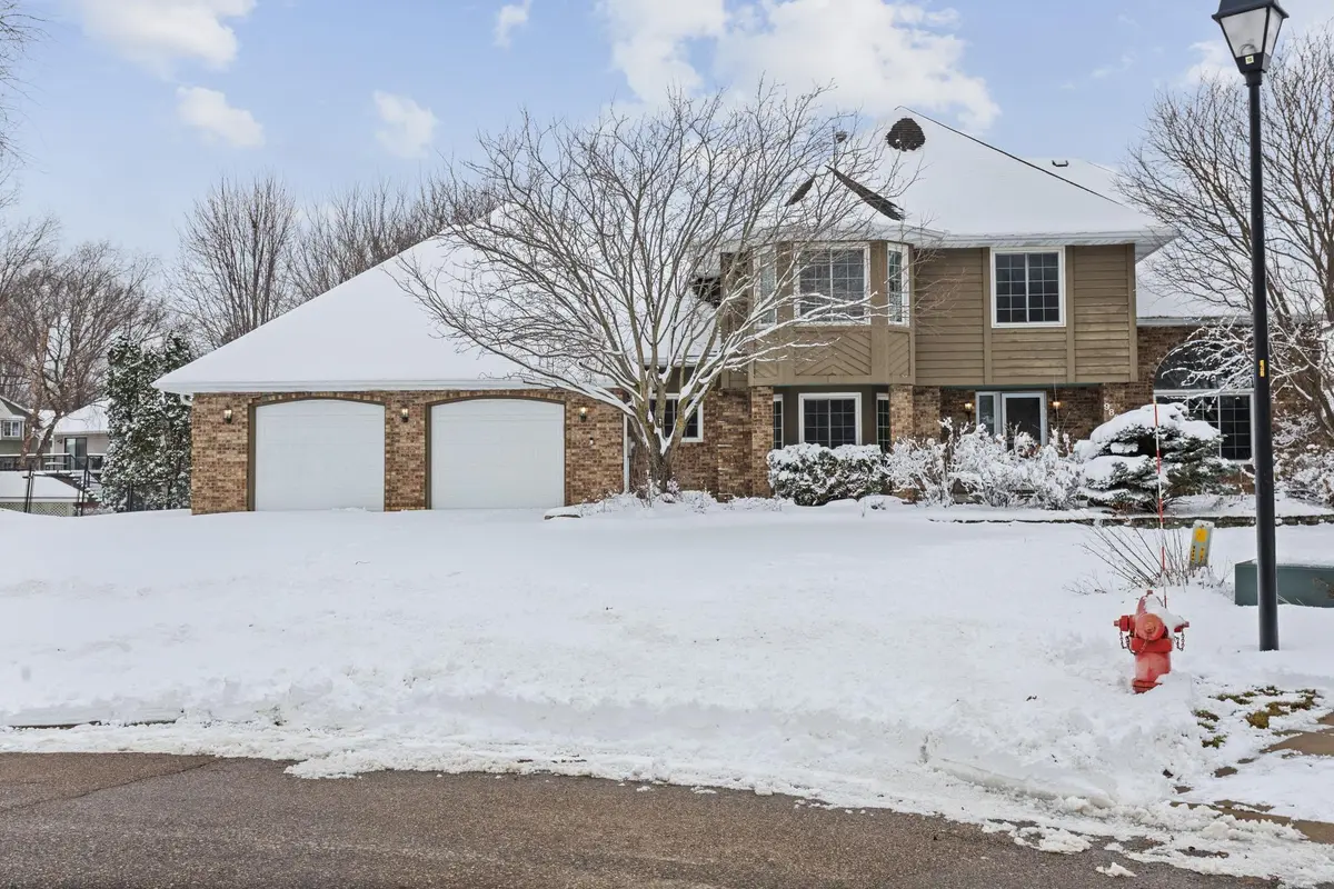 9882 Upper 173rd CT W, Lakeville, MN 55044