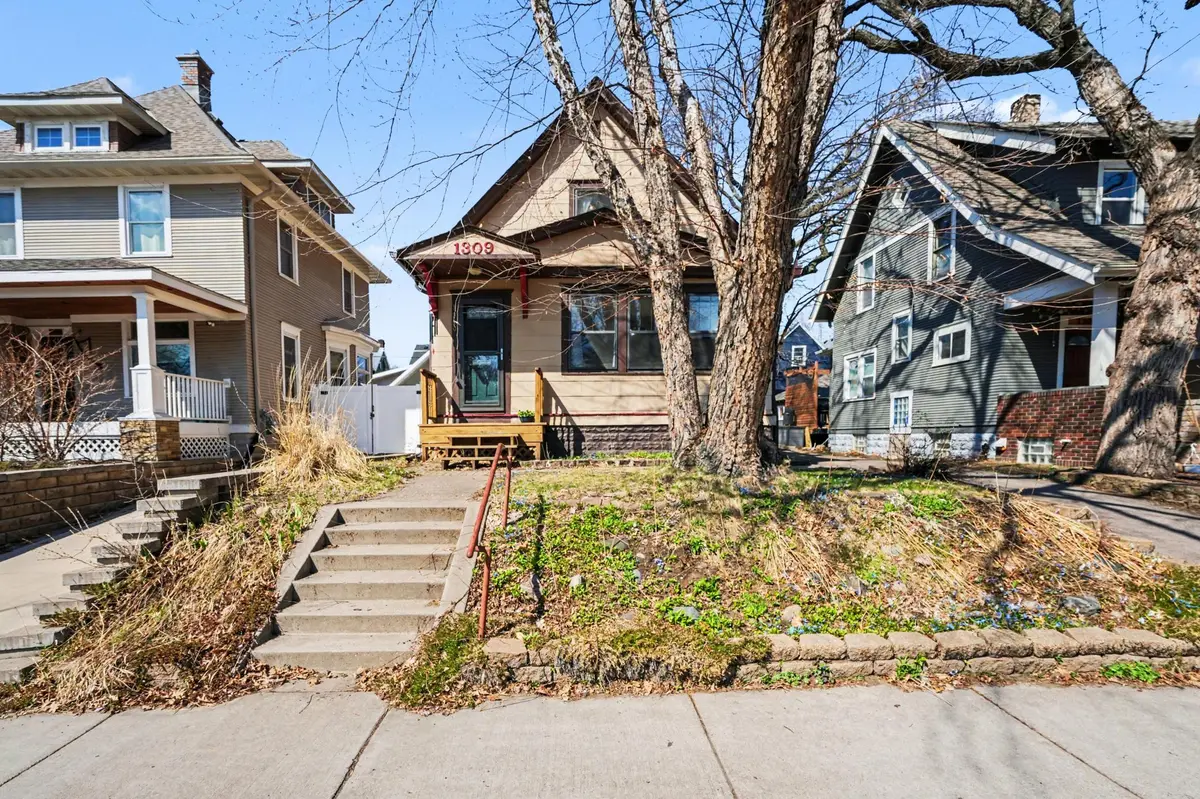 1309 Selby AVE, Saint Paul, MN 55104