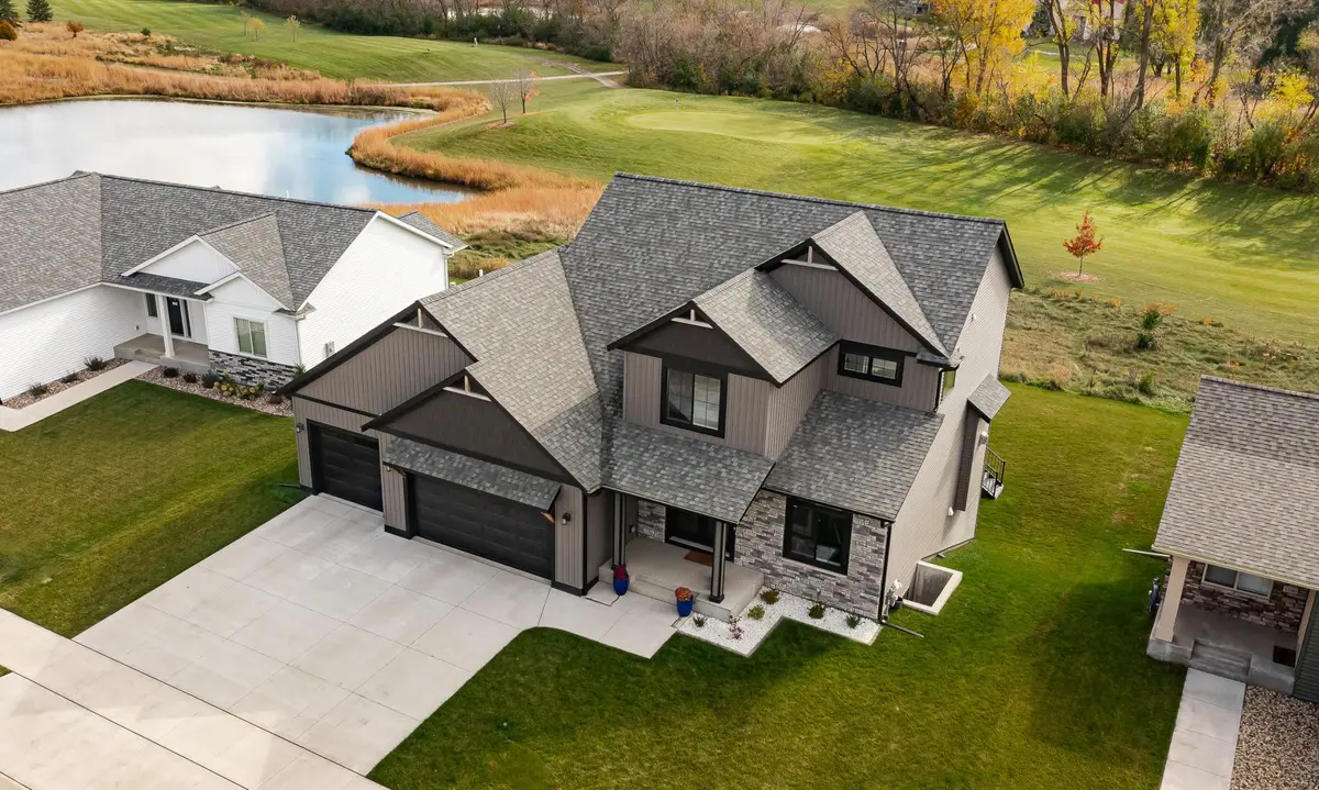 1870 Hadley Hills DR NE, Rochester, MN 55906