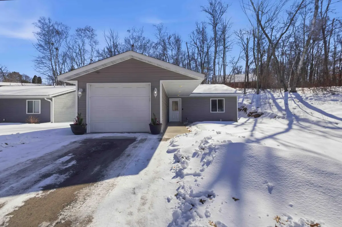 8445 Sparrow DR, Pequot Lakes, MN 56472