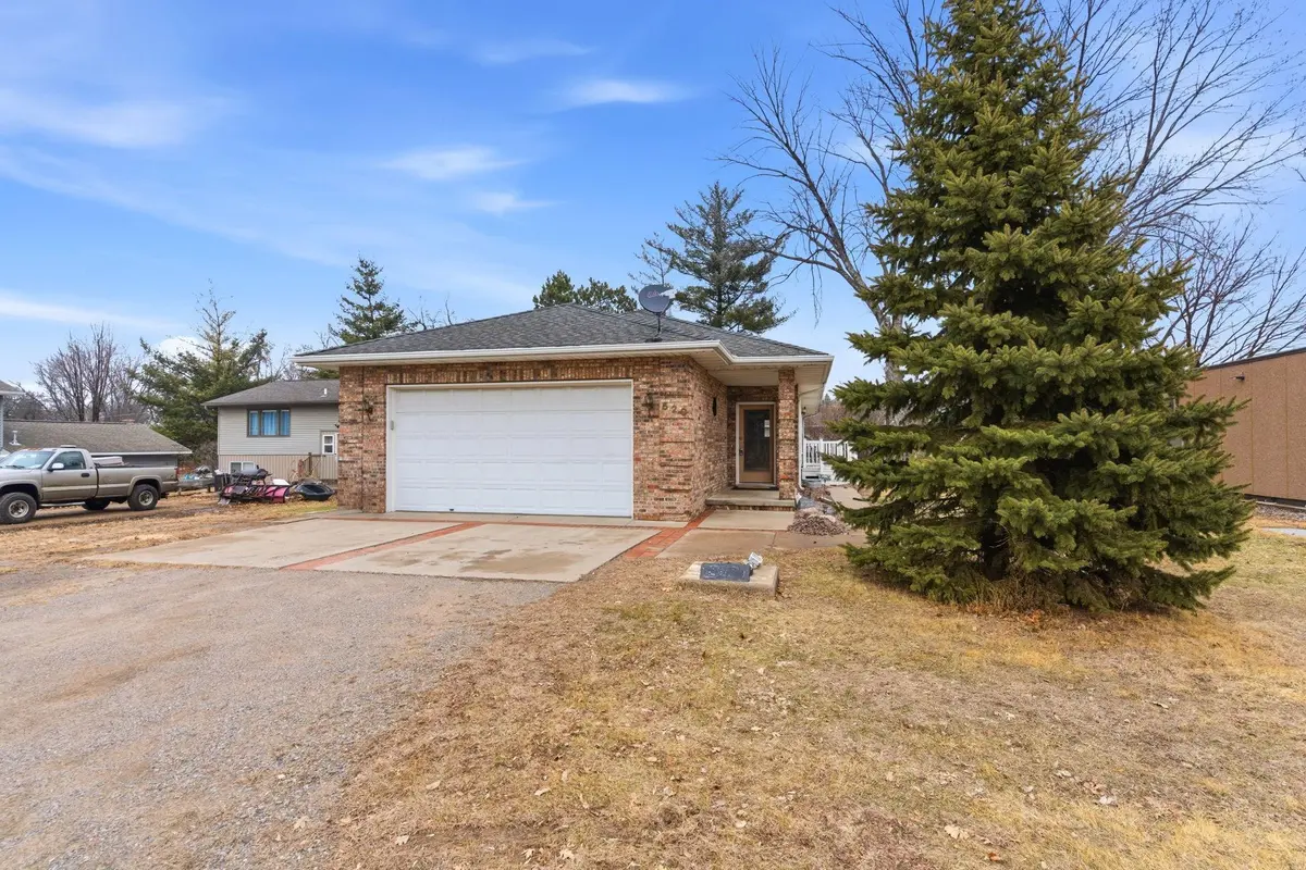 520 County Road 75, Clearwater, MN 55320