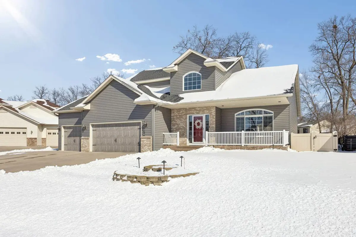 828 Wollak WAY, Sauk Rapids, MN 56379