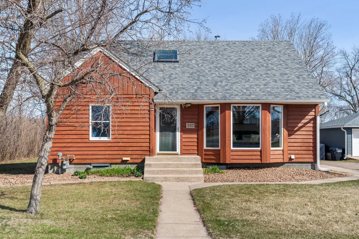 1116 Hoffman ST W, Cannon Falls, MN 55009