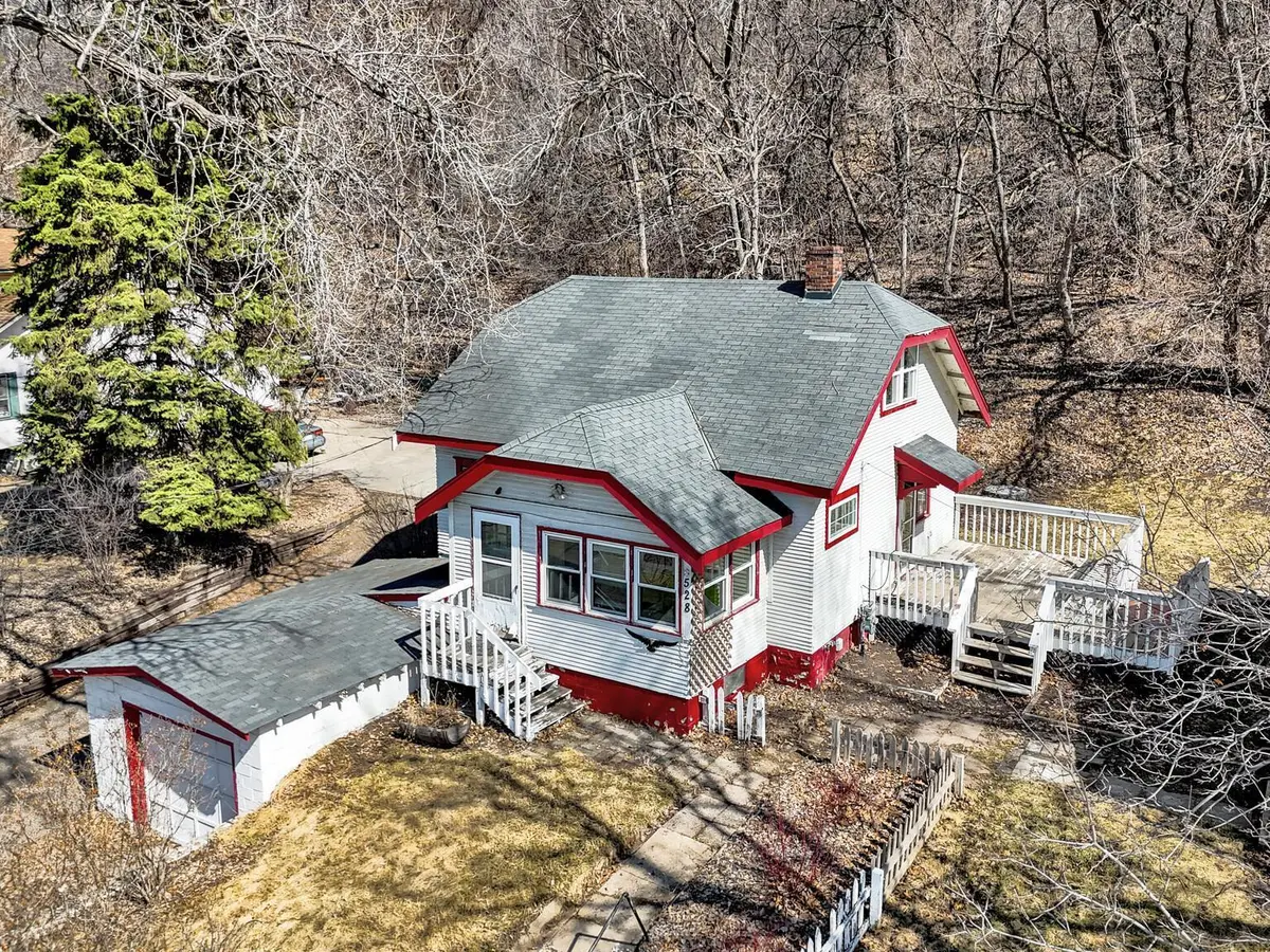 528 Point Douglas RD S, Saint Paul, MN 55119