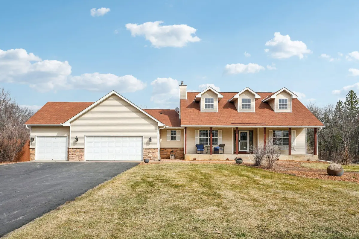 407 148th AVE NE, Andover, MN 55304