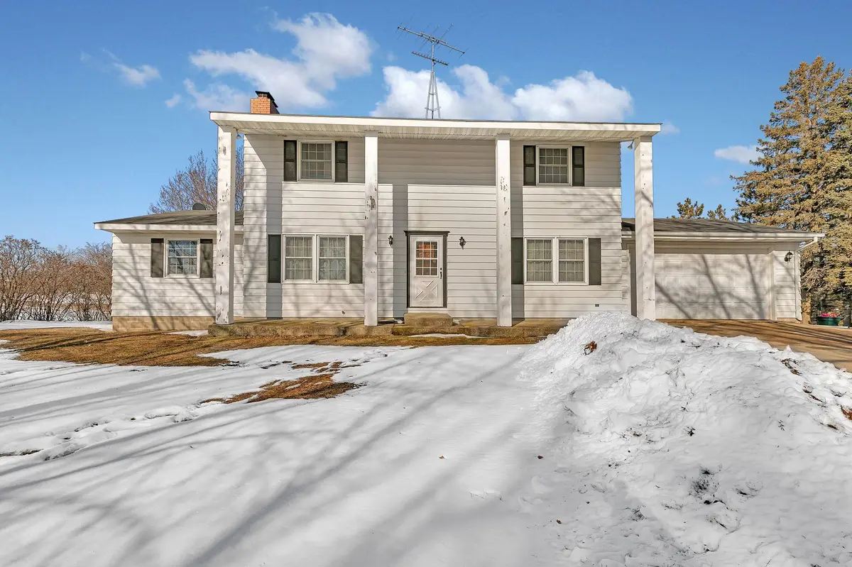 8229 132nd ST NW, Annandale, MN 55302