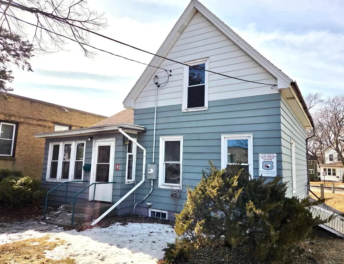 221 7th AVE S, Saint Cloud, MN 56301