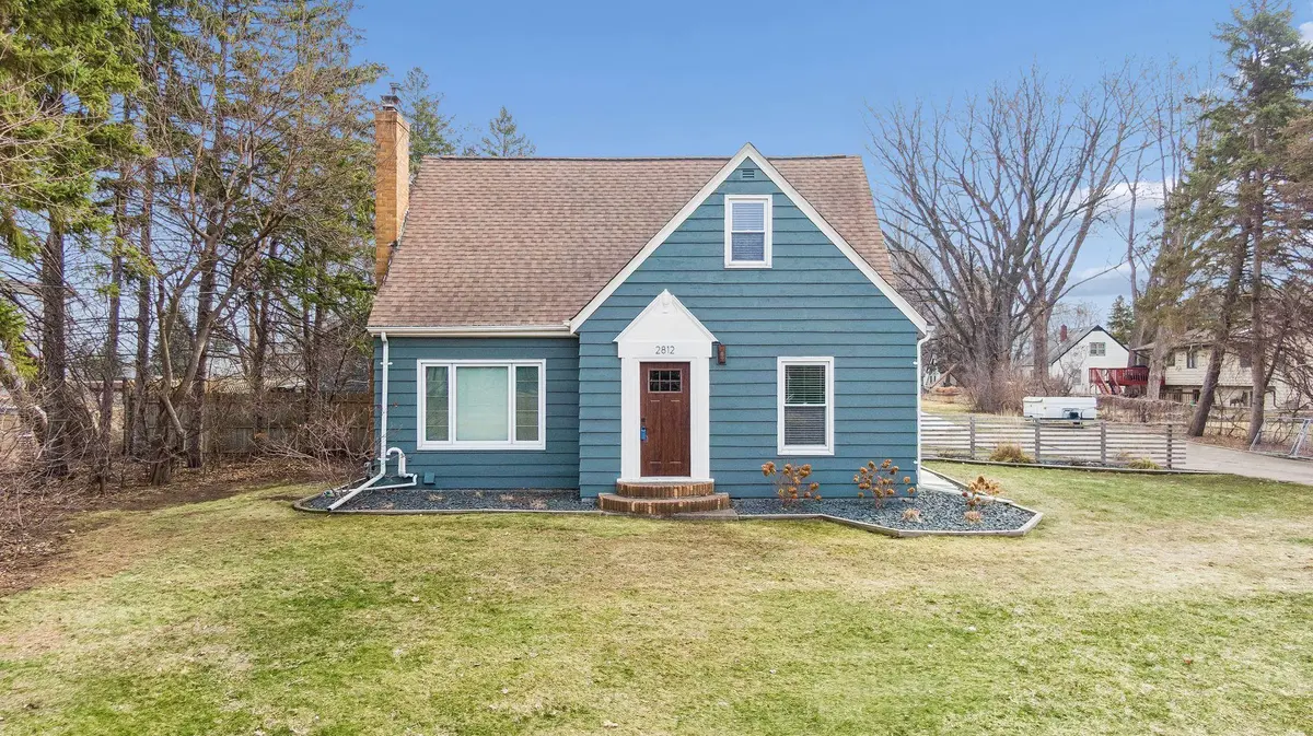 2812 Centerville RD, Little Canada, MN 55117
