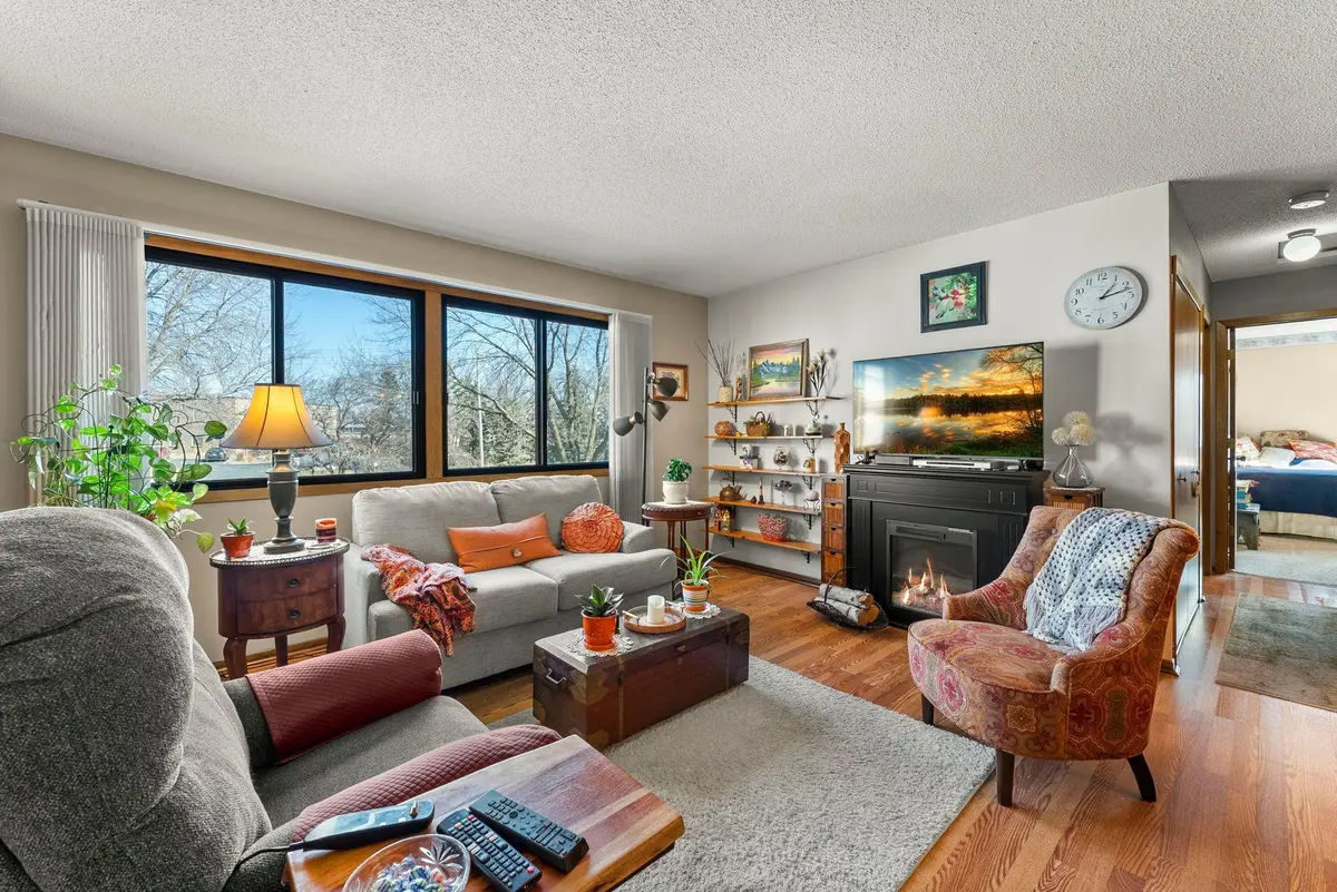 4245 Centerville RD, Vadnais Heights, MN 55127