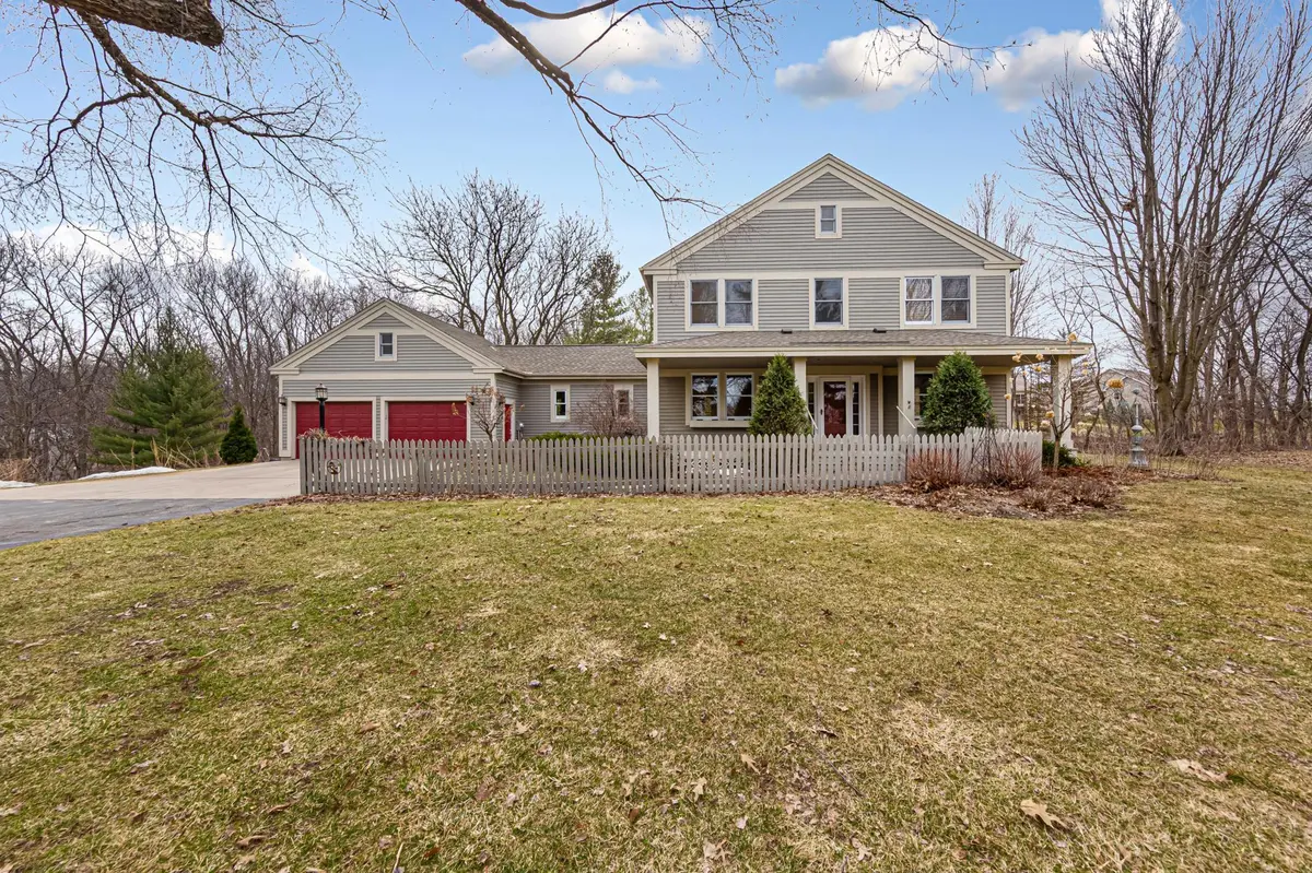 5680 Endwood TRL, Northfield, MN 55057