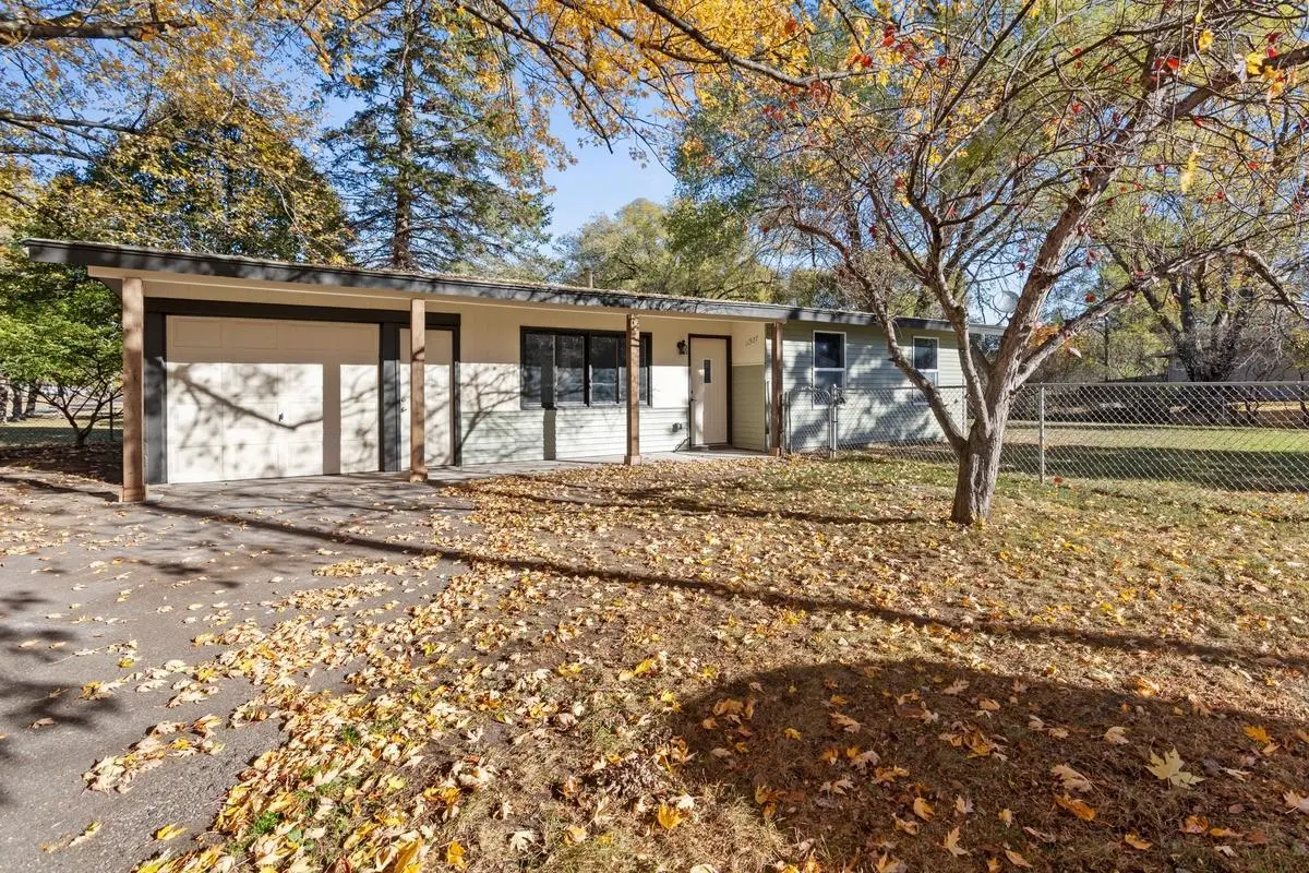 11927 Vintage ST NW, Coon Rapids, MN 55433