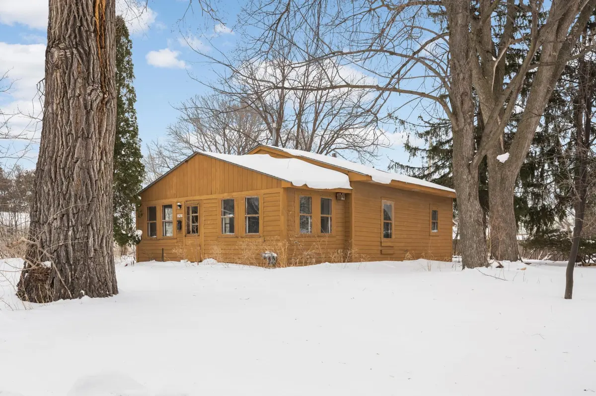 8211 Portland AVE S, Bloomington, MN 55420