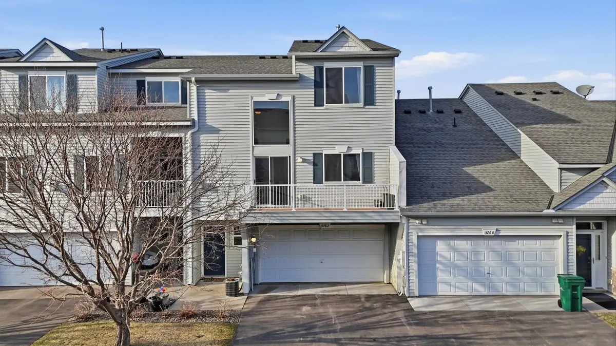 3762 Abercrombie LN, Stillwater, MN 55082