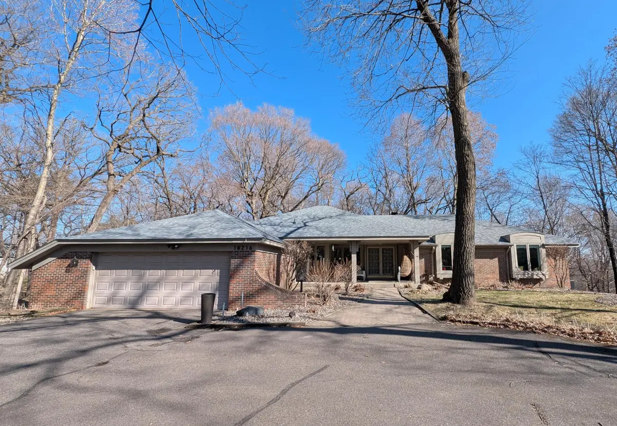 18216 Woolman DR, Minnetonka, MN 55345