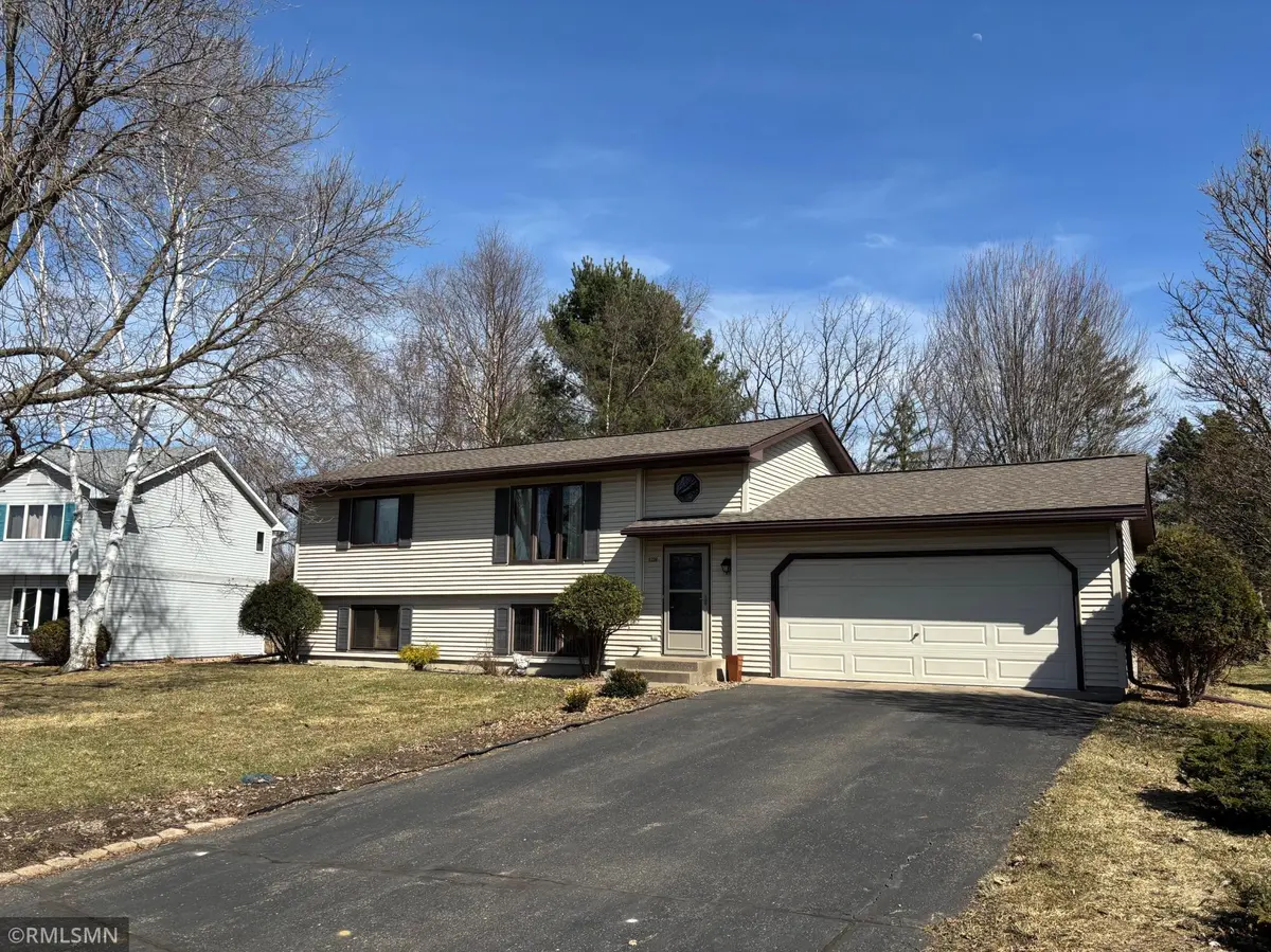 1238 Tierney DR, New Richmond, WI 54017