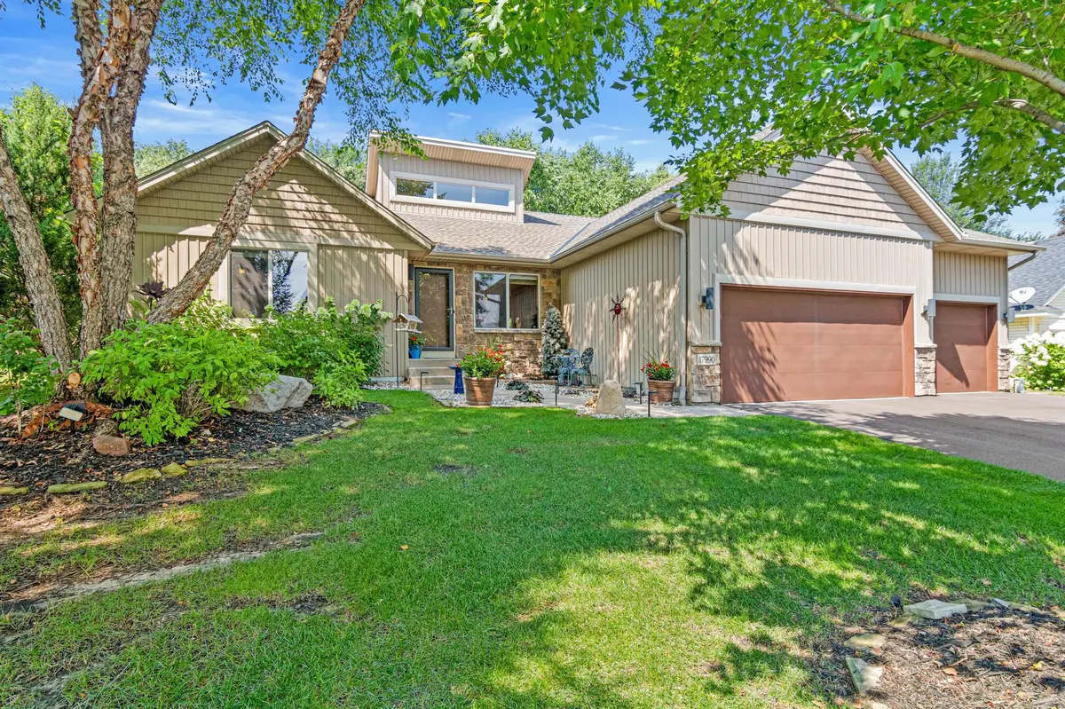 17990 Nixon DR NW, Elk River, MN 55330