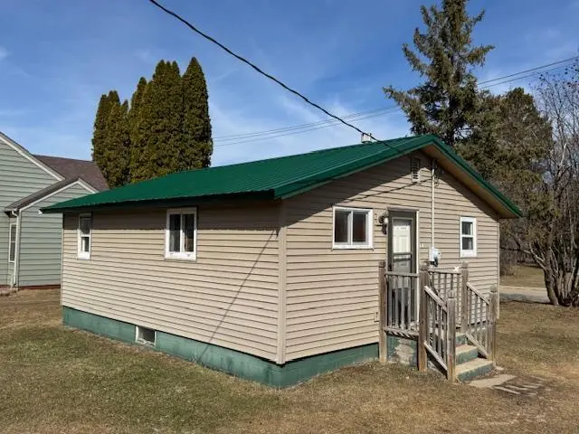 203 Nowell ST W, New York Mills, MN 56567