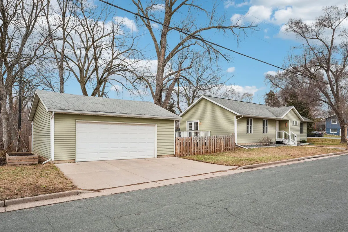 719 Monroe ST N, Hudson, WI 54016