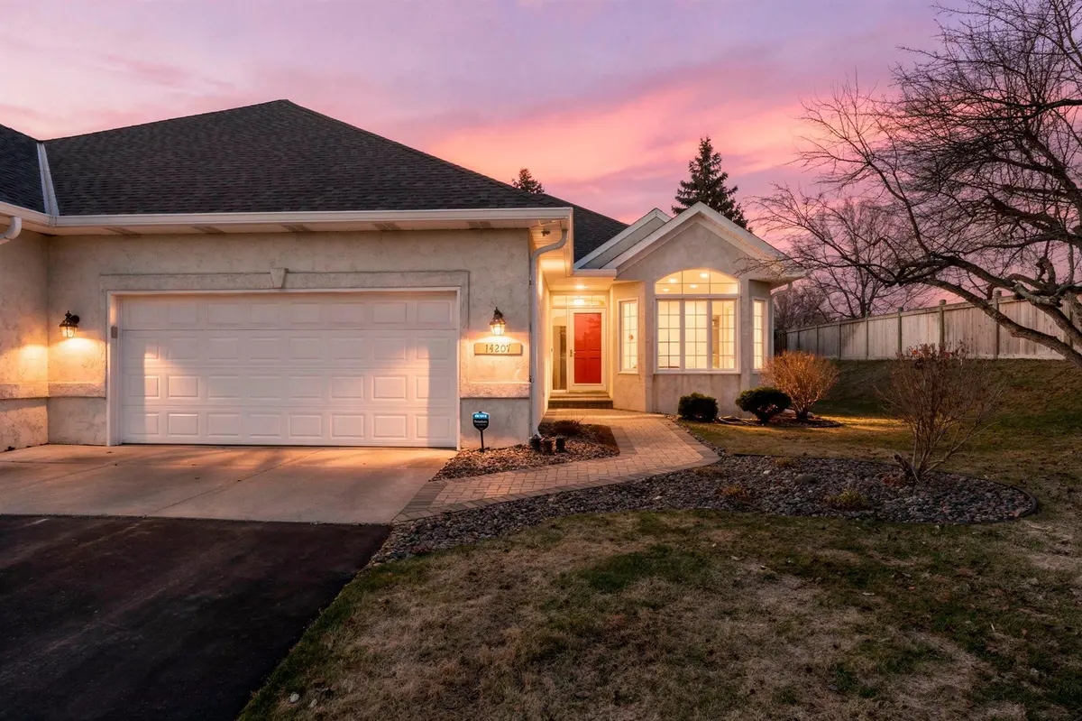 14207 41st AVE N, Plymouth, MN 55446