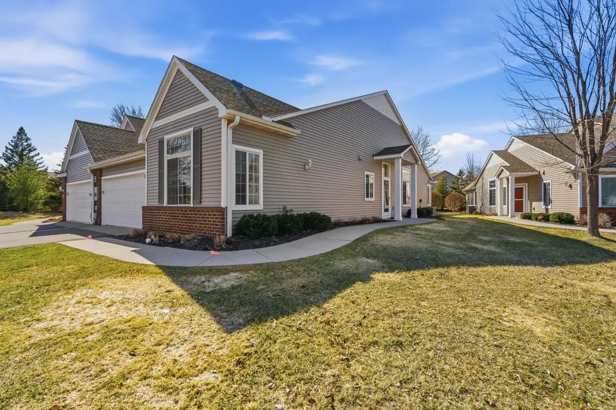 11294 London CT NE, Blaine, MN 55449