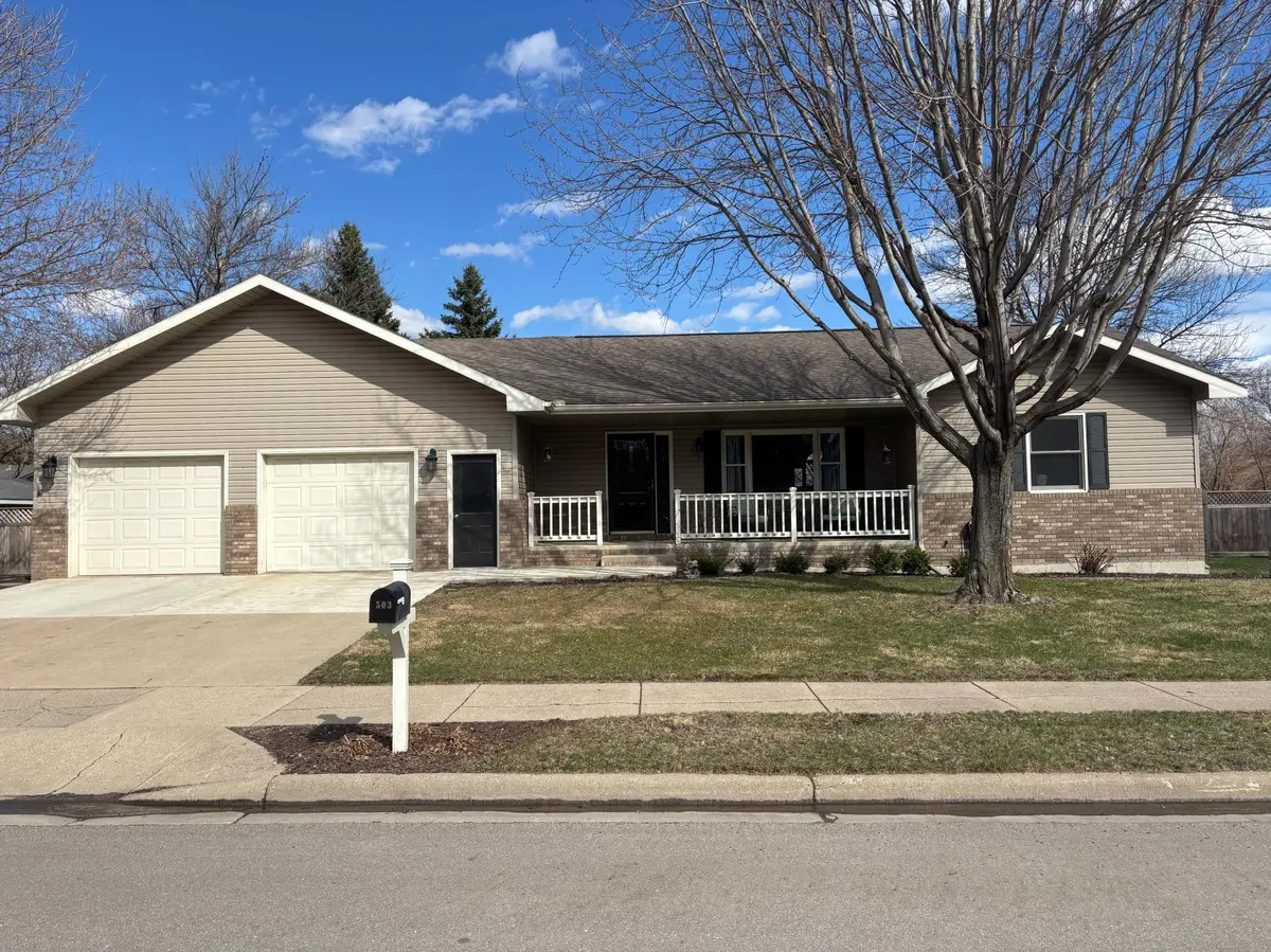 503 Adobe RD, Marshall, MN 56258