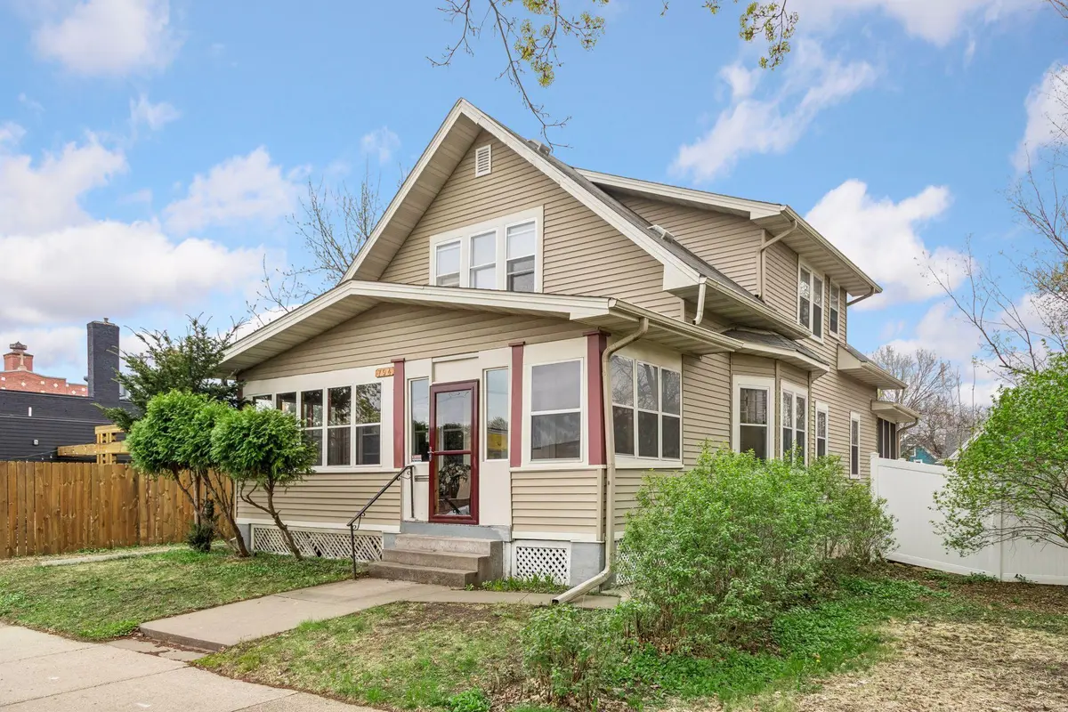 794 Randolph AVE, Saint Paul, MN 55102