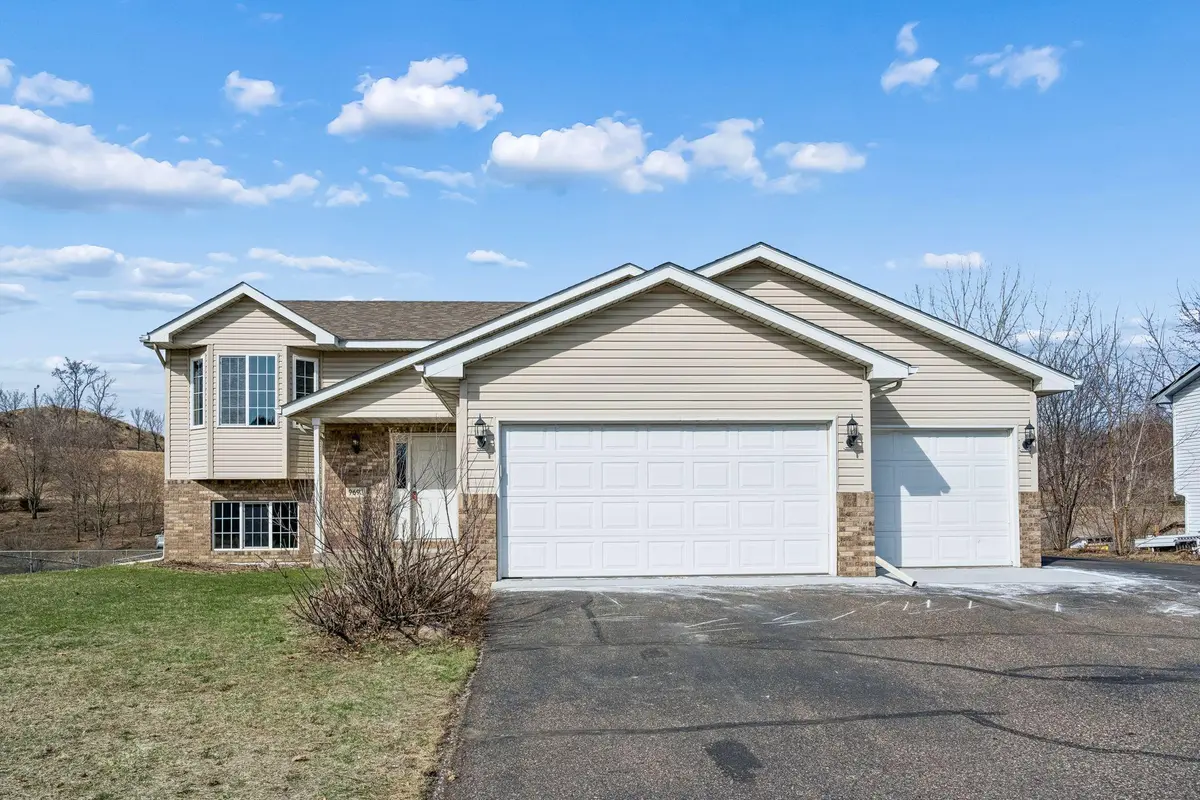 9693 Mill Trail LN, Monticello, MN 55362