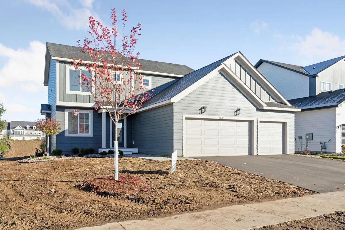 5020 Airlake Draw, Woodbury, MN 55129