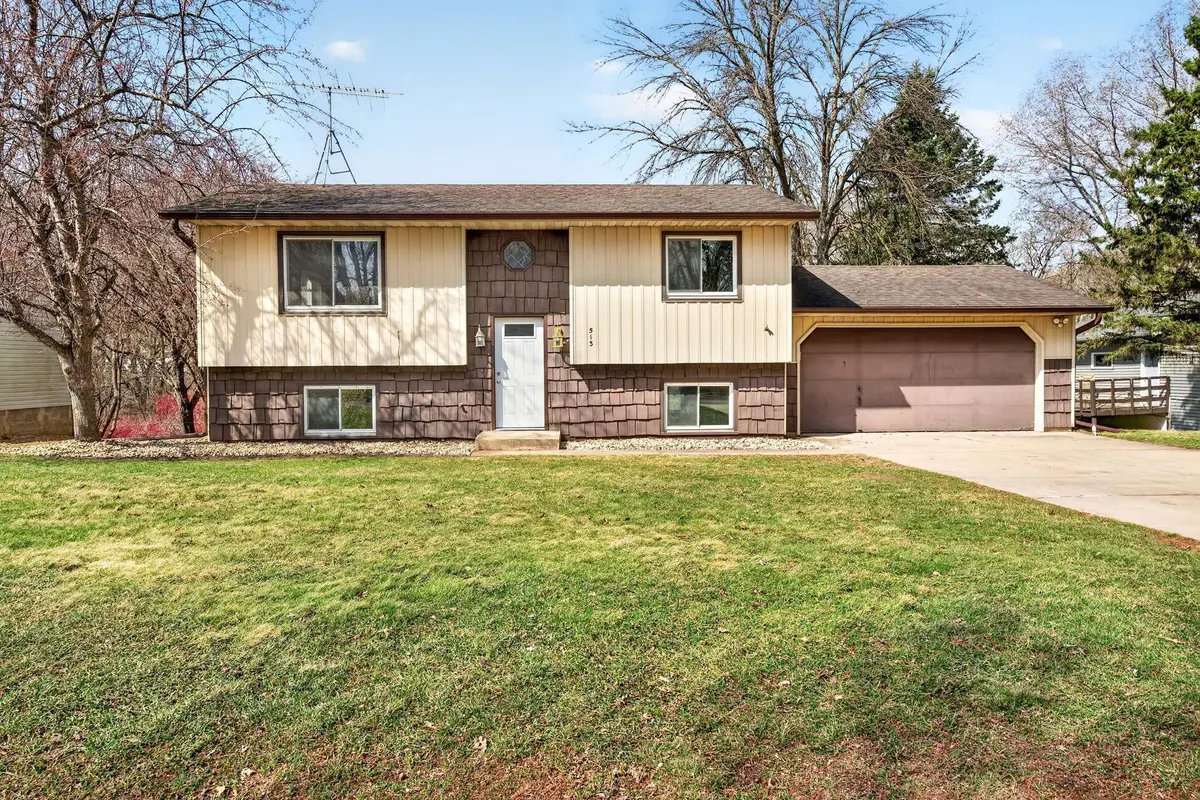 513 Meadowlark CT NW, Byron, MN 55920
