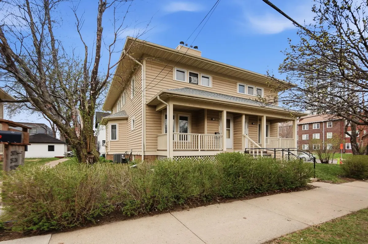 2602 Oakland AVE, Minneapolis, MN 55407