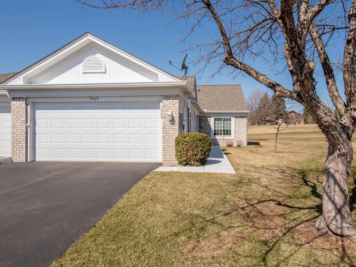 7565 Ojibway Park CT, Woodbury, MN 55125