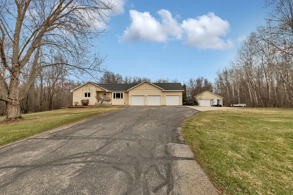 9112 Marlene CT, Rockville, MN 56301